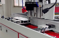 <b>數控鉆孔攻絲一體機加工精度評判標準是什么？</b>